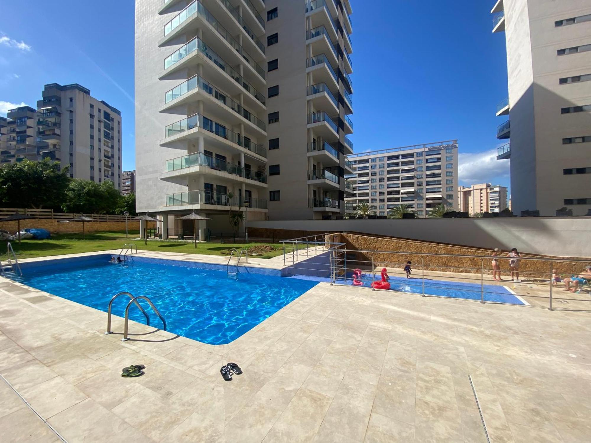 Oasis Cala Alta New Apartment 120Qm Free Parking, Pool, 2 Bath, 3Bdr, Wi-Fi, Air-Condit Benidorm Luaran gambar