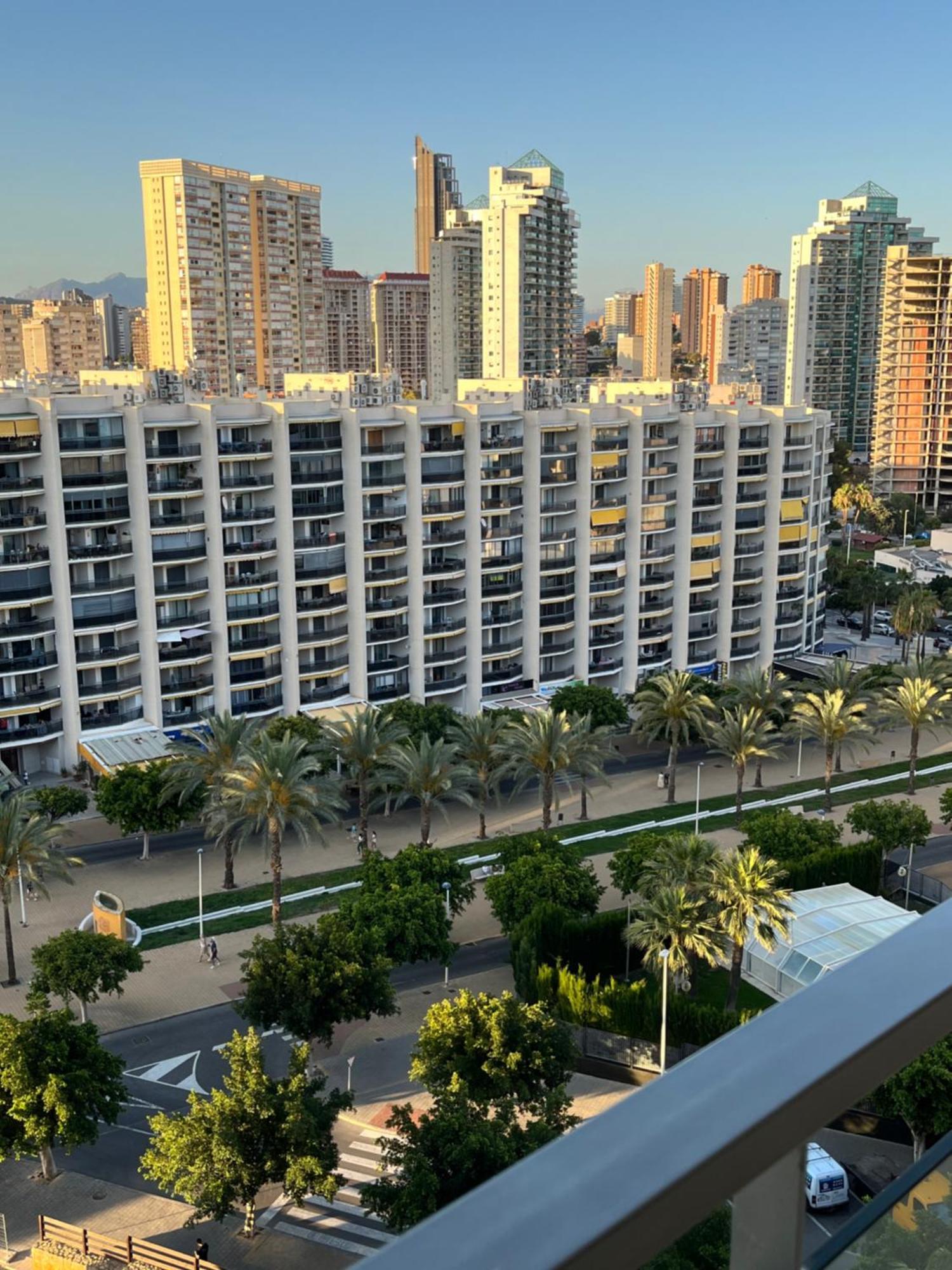 Oasis Cala Alta New Apartment 120Qm Free Parking, Pool, 2 Bath, 3Bdr, Wi-Fi, Air-Condit Benidorm Luaran gambar